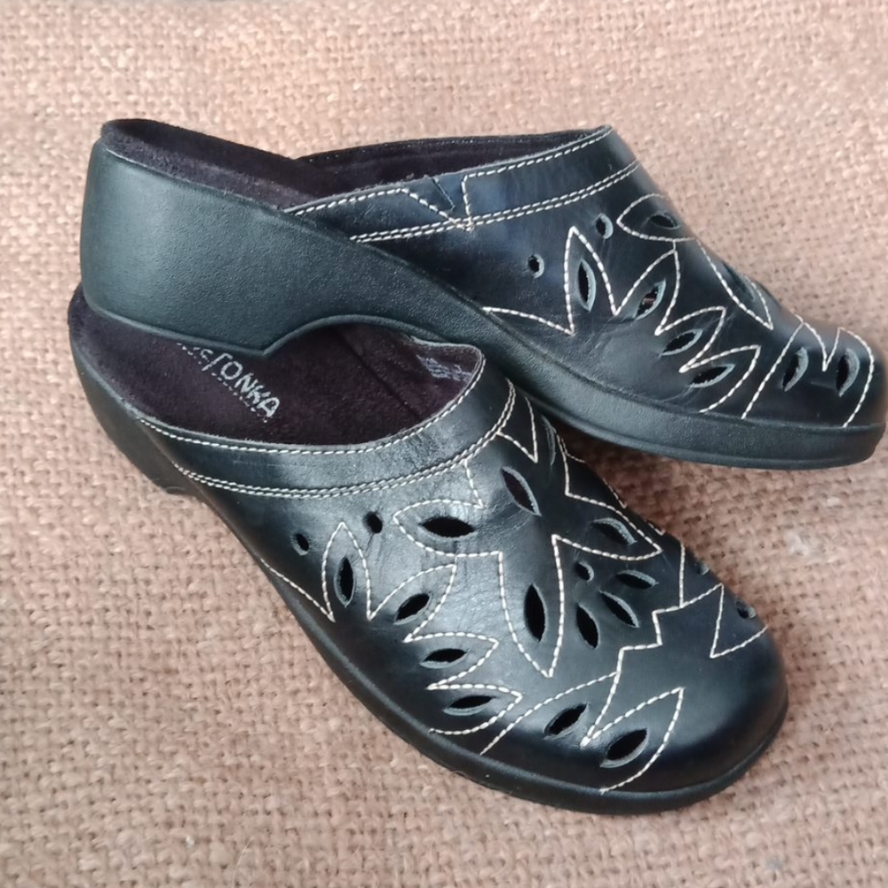 Minnetonka leather clogs - Picture 10 of 13